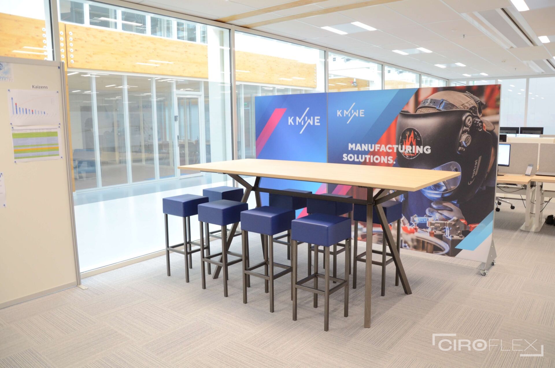 Geluiddempende verrijdbare wanden kantoortuin KMWE Eindhoven Brainport Campus Geluiddempende verrijdbare wanden kantoortuin KMWE Eindhoven Brainport Campus