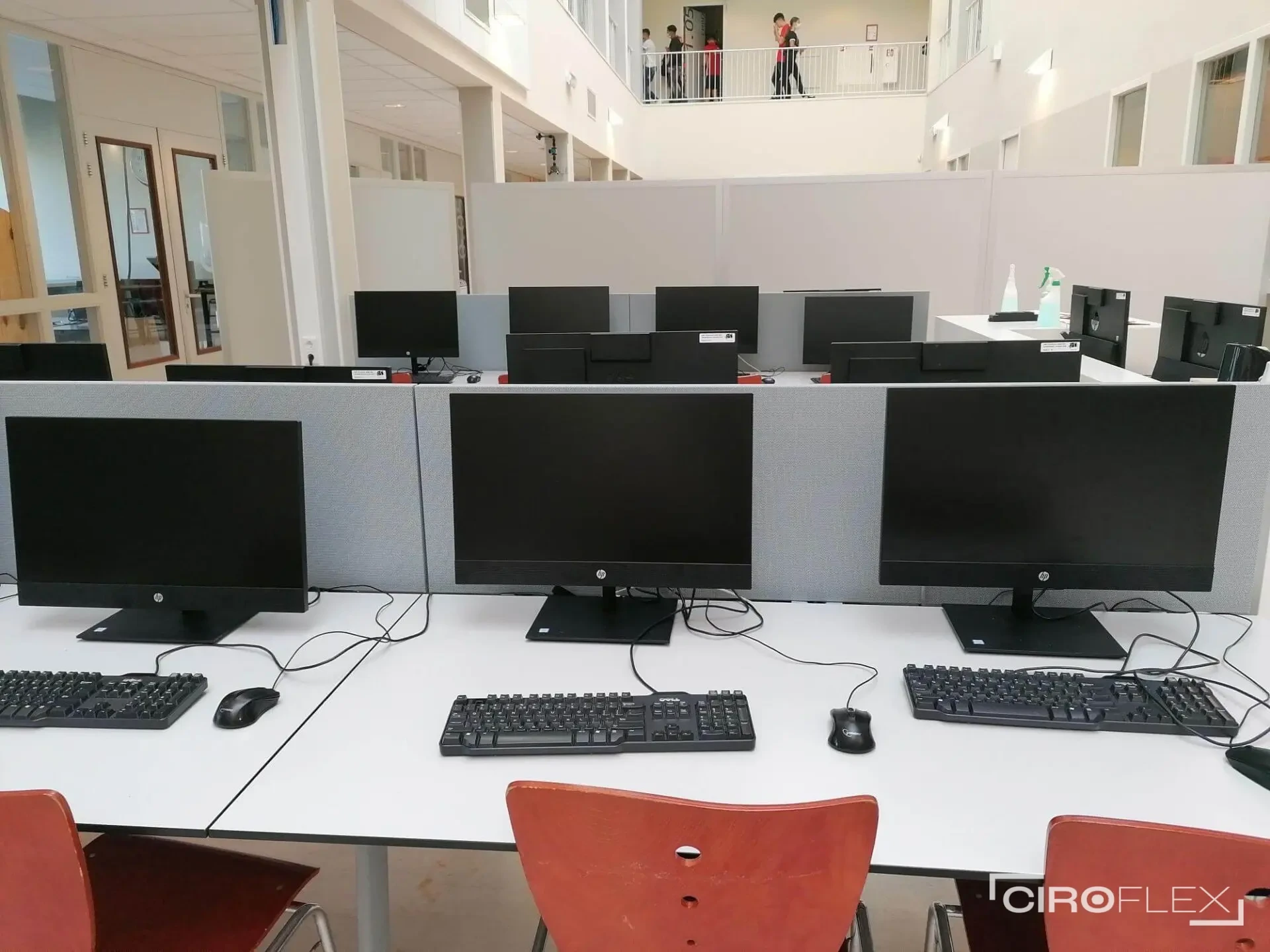 mobiele scheidingswanden onderwijs school - college (1)